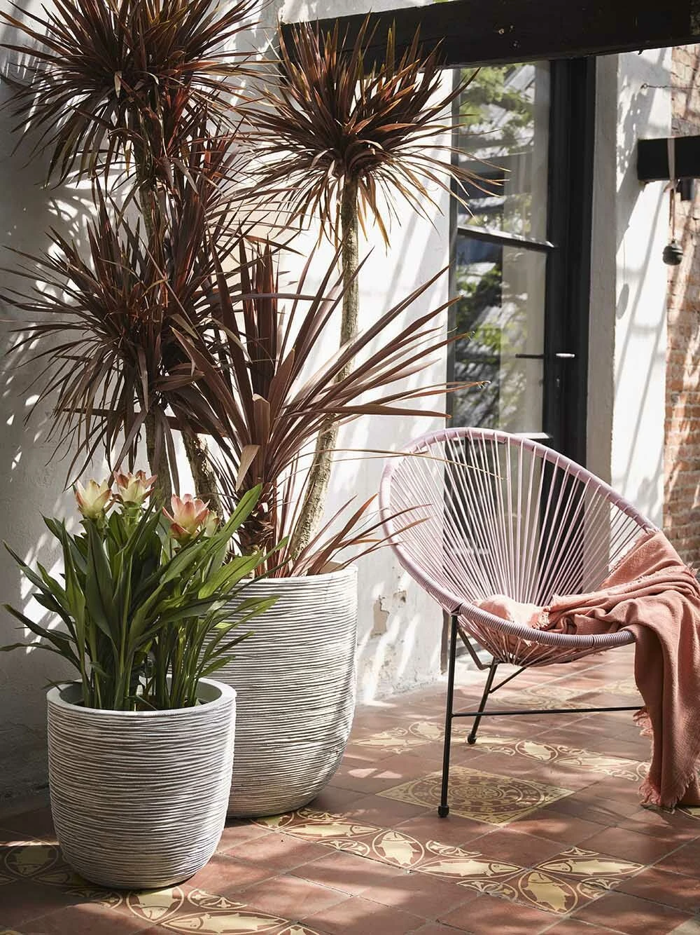 Capi Bloempot bol Nature Rib NL - d35 x h34cm - Ivoor Capi Bloempot Bol Nature Rib NL - D35 X H34cm - Ivoor -Ingemaakte Serie Winkel